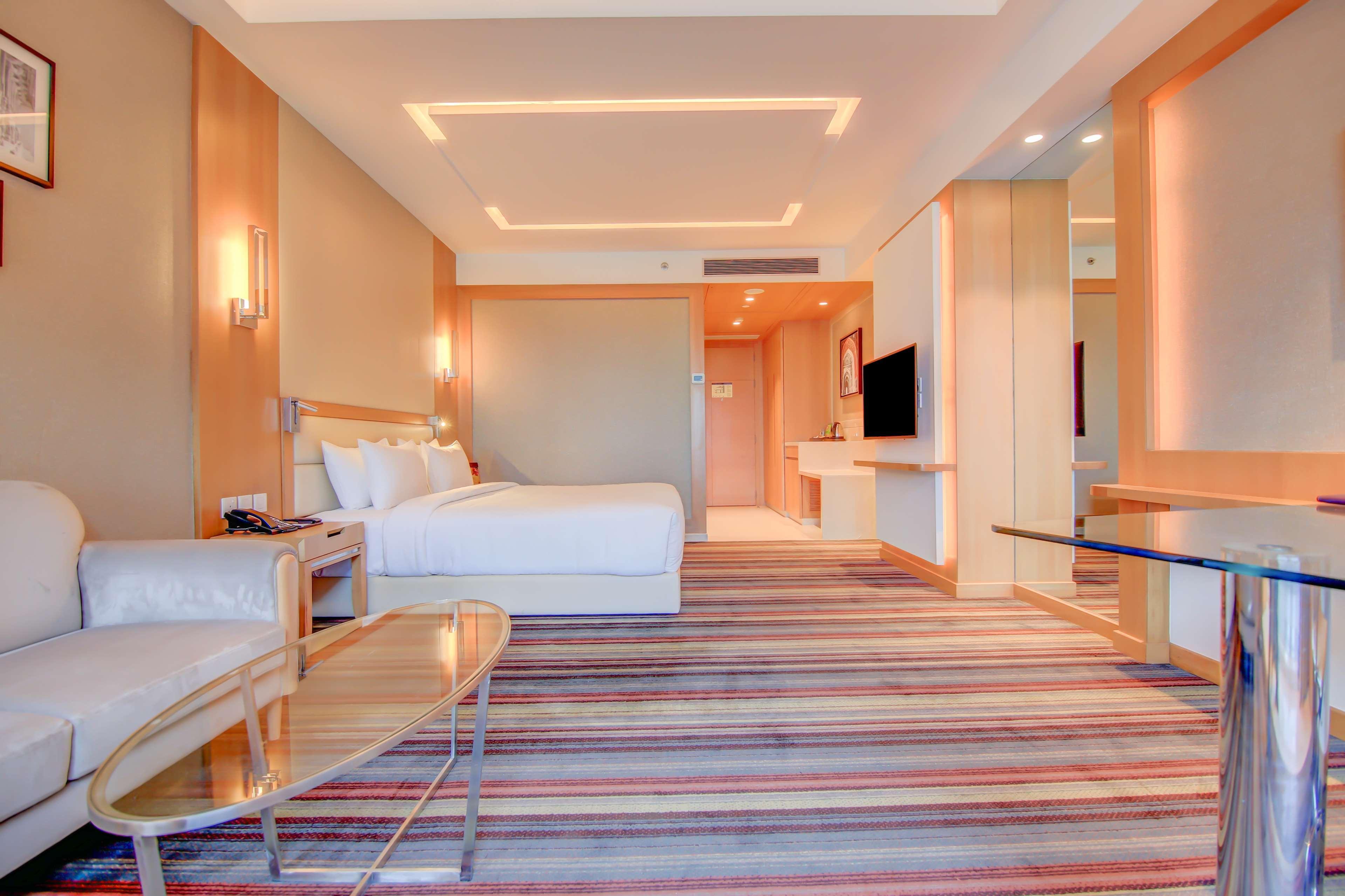 Radisson Blu होटल 5*