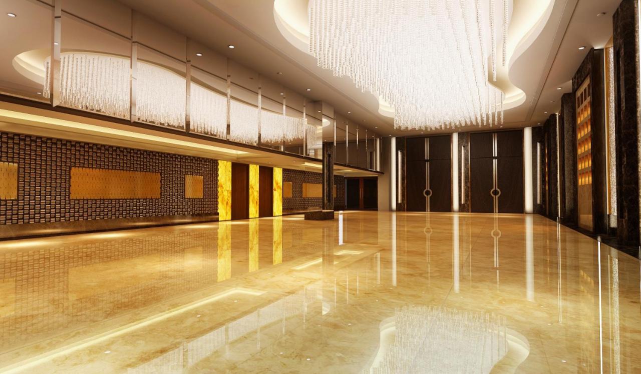Radisson Blu होटल 5*